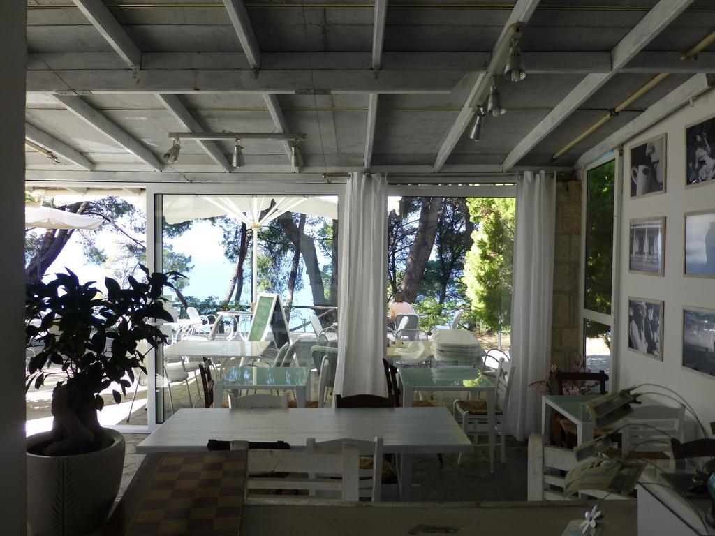Dryades Hotel Szíviri Kültér fotó